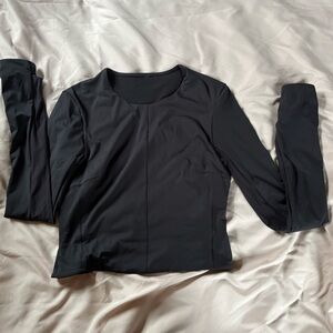 Lululemon Black Fitted Cropped Long Sleeve